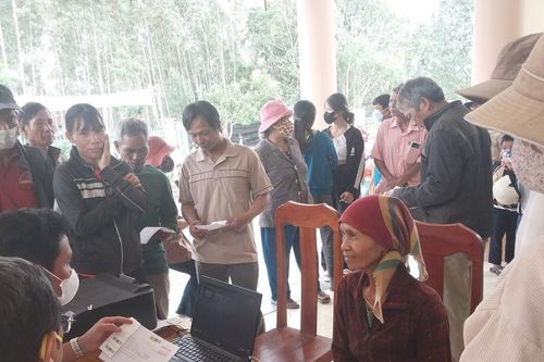 Khám sàng lọc bệnh lao chủ động bằng X-quang tại thị xã Ayun Pa