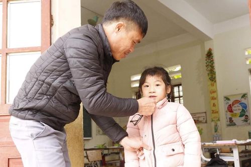 Các trường học vùng cao phòng, chống rét cho học sinh