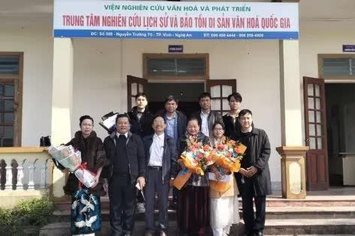 Lễ trao Quyết định bổ nhiệm Phó Giám đốc Trung tâm Nghiên cứu Lịch sử và Bảo tồn di sản văn hóa Quốc gia