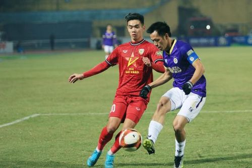 Hà Nội FC bị cầm hòa trên sân Hàng Đẫy