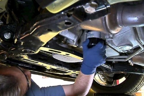 Những sai lầm khi đưa ô tô đi bảo dưỡng