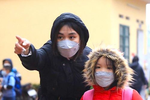 Phụ huynh xem dự báo thời tiết ở đâu để cho con nghỉ học khi trời rét?