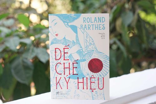 'Đế chế ký hiệu' giải phẫu Nhật Bản bằng ký hiệu