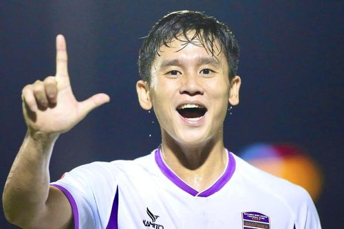 Học trò HLV Troussier đưa Bình Dương lên đỉnh V-League