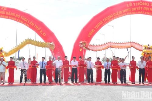 Long An thông xe đường Vành đai thành phố Tân An