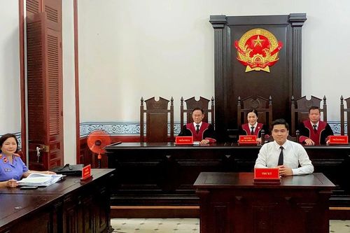 Nhiều thuận lợi từ tống đạt điện tử