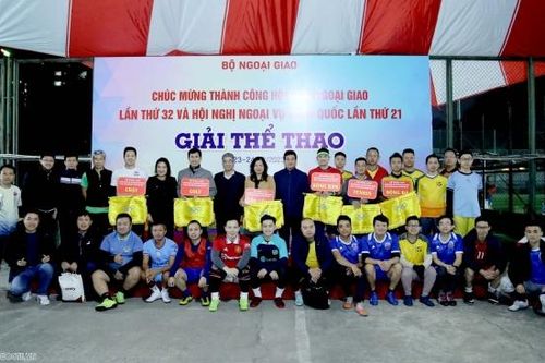 Khai mạc giải thể thao chào mừng Hội nghị Ngoại giao 32 và Hội nghị Ngoại vụ 21