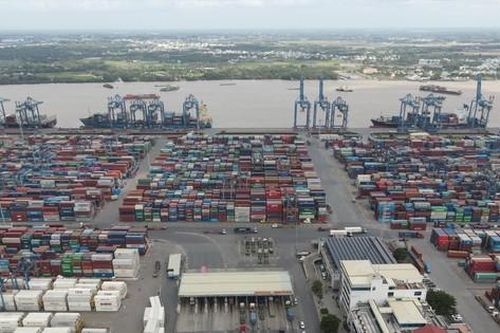 TPHCM: Mỗi ngày thu 7 tỷ đồng phí hạ tầng cảng biển