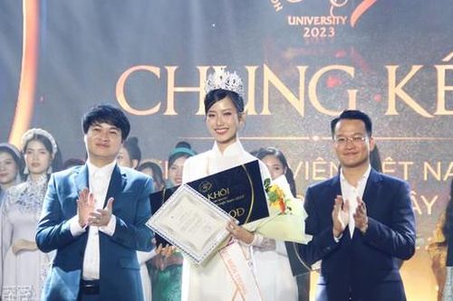 Nữ sinh Đà Nẵng đăng quang Hoa khôi sinh viên miền Trung - Tây Nguyên