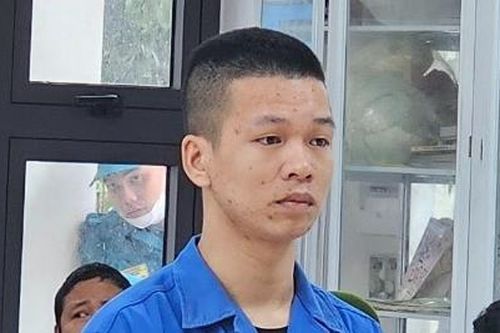Khoe ảnh người yêu mới, cô gái bị bạn trai cũ chém trọng thương