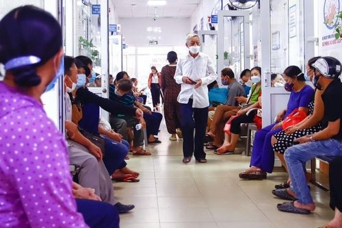 Bệnh viện nợ hàng chục tỷ đồng xin không tự chủ để 'có tiền trả nợ'