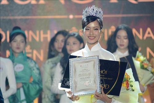Trần Thị Hồng Linh đoạt danh hiệu Hoa khôi sinh viên khu vực miền Trung - Tây Nguyên