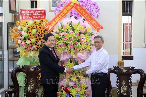 Phó Chủ tịch Thường trực Quốc hội Trần Thanh Mẫn chúc mừng Giáng sinh tại Vĩnh Long