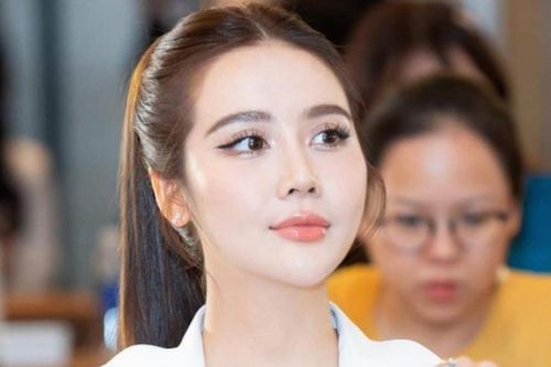 Huyền Lizzie được một nhân vật quan trọng giải vây sau khi bị ném đá dữ dội trong Chúng Ta Của 8 Năm Sau