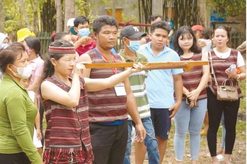 Khởi nguồn của 'hội tụ và lan tỏa'