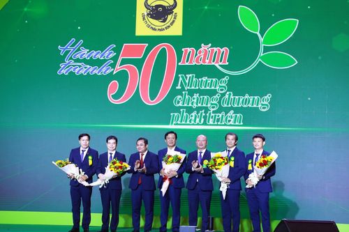 Phân bón Bình Điền ghi dấu hành trình 50 năm vươn lên phát triển bền vững