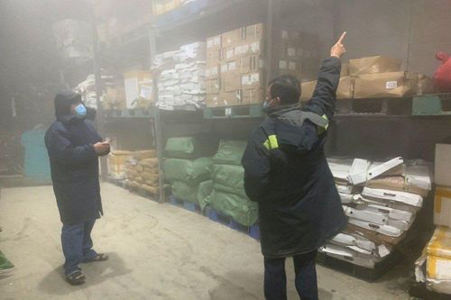 Phát hiện 24 tấn thực phẩm đông lạnh không rõ nguồn gốc