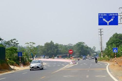 Sân bay Nà Sản và cao tốc Hòa Lạc - Hòa Bình sẽ được đầu tư, mở rộng