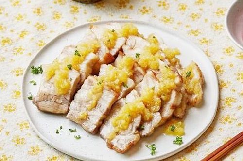 Bữa cơm mùa đông làm món thịt ba chỉ sốt tỏi vừa dễ, ăn lại ngon đậm đà và thơm nức