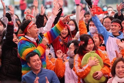 Chủ nhật Đỏ 2024: Hàng nghìn sinh viên tham gia hiến máu cứu người, lan tỏa nghĩa cử cao đẹp