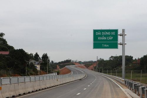 Trước Tết Nguyên đán 2024 nâng tốc độ cao tốc 4 làn xe lên 90km/h