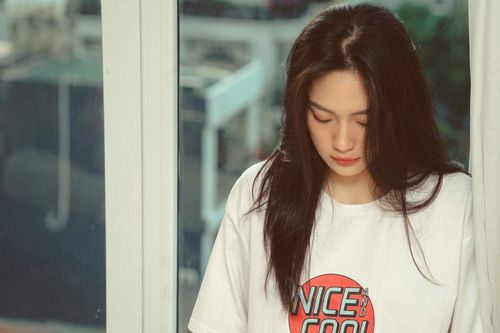 Mỹ nữ bóng chuyền Việt Nam được báo Thái Lan gọi là 'siêu anh hùng', 'niềm yêu thích của mọi chàng trai'