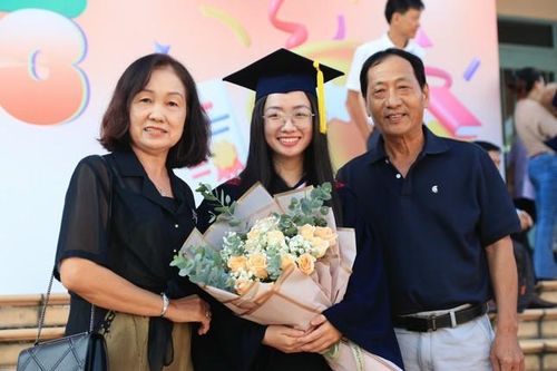 Gặp nữ sinh là chủ nhân của 5 bài báo chuẩn quốc tế ISI