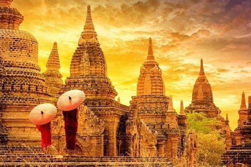 Sôi động tour du lịch Tết
