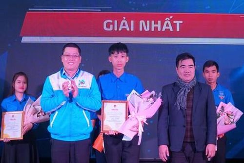 Nam sinh lớp 11 đạt giải nhất thi tìm kiếm ý tưởng, giải pháp ứng dụng chuyển đổi số