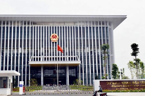 Phó phòng Nội chính ở Cà Mau tử vong tại nơi làm việc