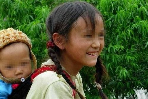 Nỗi khổ mang tên tình yêu 'con nít'