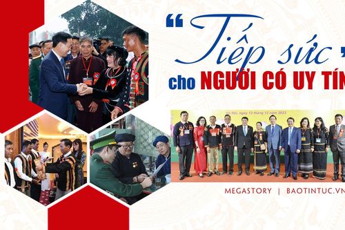 'Tiếp sức' cho người có uy tín