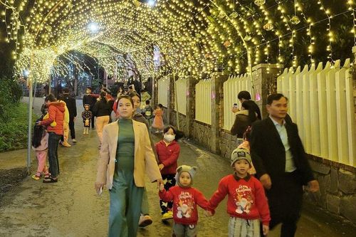 Đêm Noel lung linh sắc màu tại Tp.Đà Nẵng
