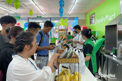 274 cửa hàng tiện lợi theo chuỗi