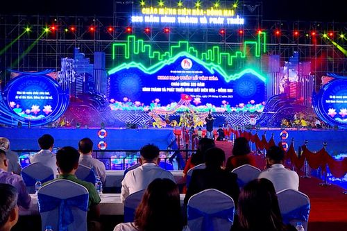 Người dân hào hứng tham gia Tuần lễ Văn hóa 325 năm Biên Hòa - Đồng Nai