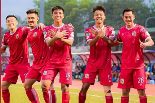 Đồng Nai thắng Phú Thọ 3-0 tại vòng 8 giải hạng Nhất