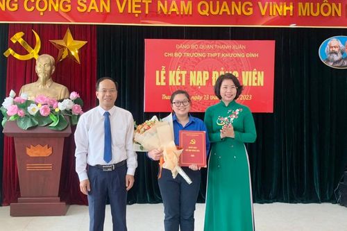 Phát triển đảng viên trong trường học: Quận Thanh Xuân dẫn đầu Thành phố