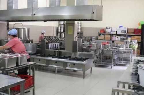 Phạt 12 bếp ăn trường học vi phạm an toàn thực phẩm