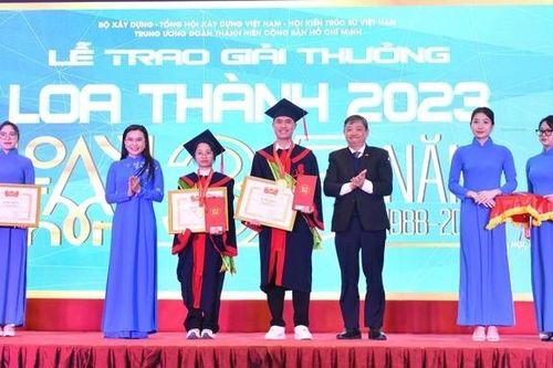 Trao Giải thưởng Loa Thành năm 2023 cho 58 đồ án tốt nghiệp xuất sắc