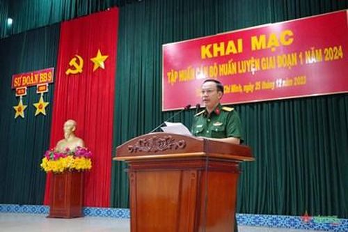 Sư đoàn 9 (Quân đoàn 4) tổ chức tập huấn cán bộ huấn luyện