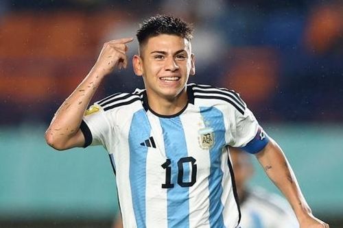 Chuyển nhượng cầu thủ: Man City sắp có Claudio Echeverri với chính sách chiêu mộ tài năng trẻ