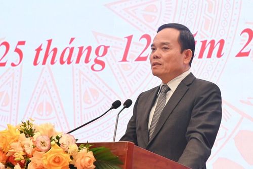 Hoàn thiện thể chế để tạo động lực phát triển đất nước