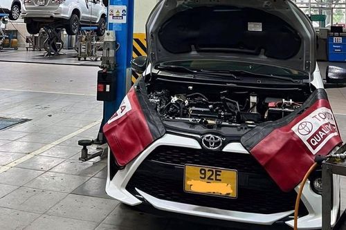 Toyota Wigo đi 2 năm 'bổ máy' 2 lần vẫn không hết lỗi, chủ xe muốn hãng mua lại