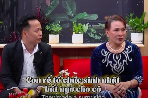 Con rể mời mẹ vợ về sống chung với 2 bà thông gia, tặng trang sức tiền tỷ