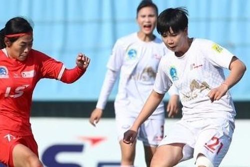 Giải bóng đá nữ VĐQG 2023: TP.HCM I chạm tay vào chức vô địch
