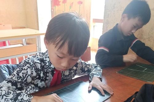 Hành trình vượt khó học tiếng Anh của thày trò 'phố núi' Mù Cang Chải