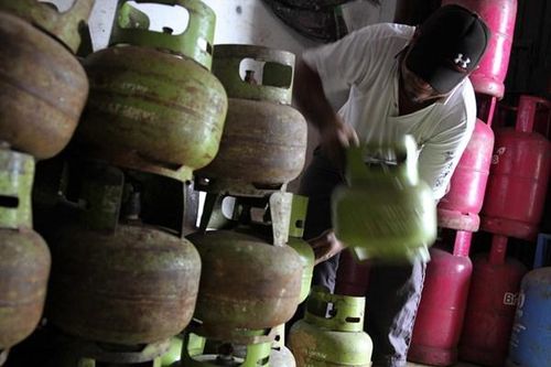 Nhập khẩu khí hóa lỏng - gánh nặng ngân sách của Indonesia