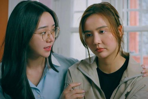 Phim Chúng Ta Của 8 Năm Sau nhận tín hiệu buồn giữa bão chỉ trích