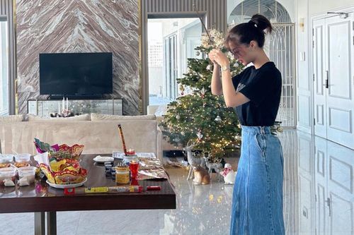 Nàng Hậu Vbiz khoe 'nhà mới, hạnh phúc mới' ở tuổi 23, danh tính chẳng xa lạ!