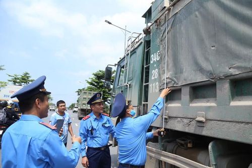 Quy định mới xác định xe quá tải, xe quá khổ có hiệu lực từ 2024